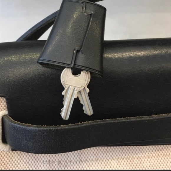 Hermes - Picture 6 of 13